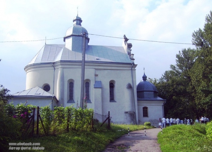 Золочев харьковская. Город Золочев в Харьковской области. Золочев Церковь Николая. Город Золочев костел Львовская область. Золочев Львовская.