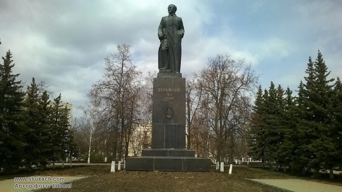 Фото на памятник дзержинск нижегородской