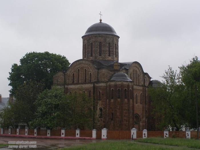 Васильевская церковь. Васильевская Церковь (Овруч). Васильевская Церковь в Овруче (1190),. Овруч злато Васильевский собор. Овруч Житомирская область Церковь древняя.