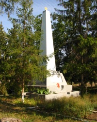 Памятник воинам-односельчанам в с. Драбовцы