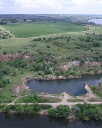 «Первомайский гранитный карьер» в с.Перше Травня