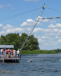 Канатная дорога для воднолыжников в Днепропетровске