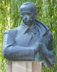 Пам'ятник С.Бандері в Теребовлі