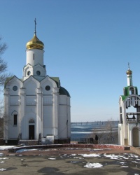 Свято-Николаевский храм на Монастырском острове в Днепропетровске