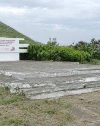 Памятный знак "Высота Шумского" в г.Керчи