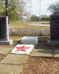 Памятник павшим за Родину в 1941-1945 годах в пос.Николаевке