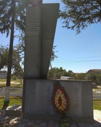 Памятник воинам-односельчанам в с.Бальковцы