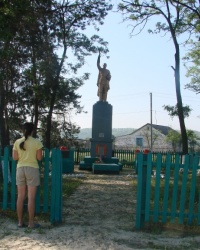 Братская могила. Черкасский Бишкин